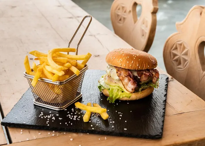 هوتل إنجيادينا 4*