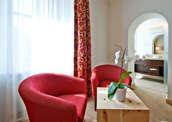 فندق هوتل إنجيادينا